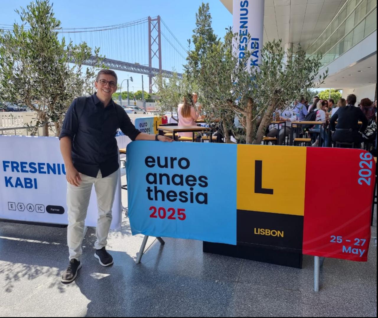 Ir para  <p>O Curso de Medicina da URI vem ganhando destaque no cen&aacute;rio internacional. O acad&ecirc;mico Charles Urmann apresentou&nbsp;tr&ecirc;s trabalhos cient&iacute;ficos no Euroanaesthesia 2025, o maior congresso...