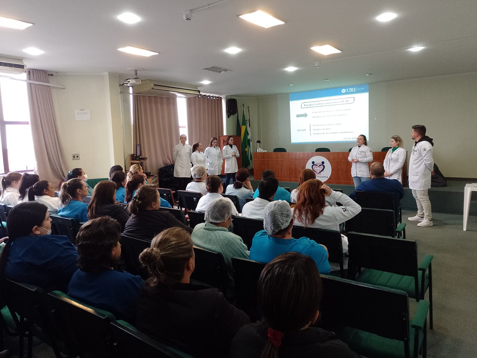 Ir para  <p><big>Acad&ecirc;micos do Curso de Enfermagem da URI Erechim realizaram na ter&ccedil;a-feira, 02, e quarta-feira, 03, uma atualiza&ccedil;&atilde;o te&oacute;rico-pr&aacute;tica sobre...