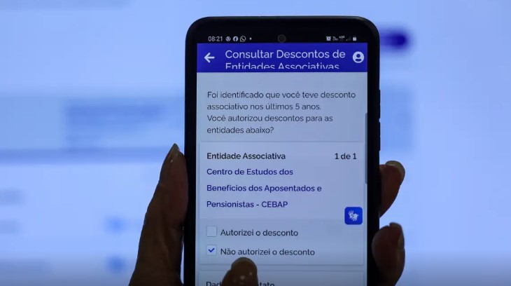 Ir para  <p>Cerca de 8,1 milh&otilde;es de trabalhadores que aderiram ao saque-anivers&aacute;rio do Fundo de Garantia do Tempo de Servi&ccedil;o (FGTS) e foram demitidos sem justa causa de janeiro de 2020 at&eacute; o fim de...
