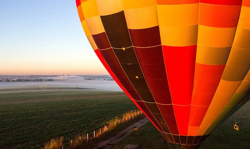 Ir para  <p>O Minist&eacute;rio do Turismo anunciou que pretende avan&ccedil;ar nesta semana na regulamenta&ccedil;&atilde;o do balonismo tur&iacute;stico no Brasil, em reuni&atilde;o com entidades do setor. A medida ganha...