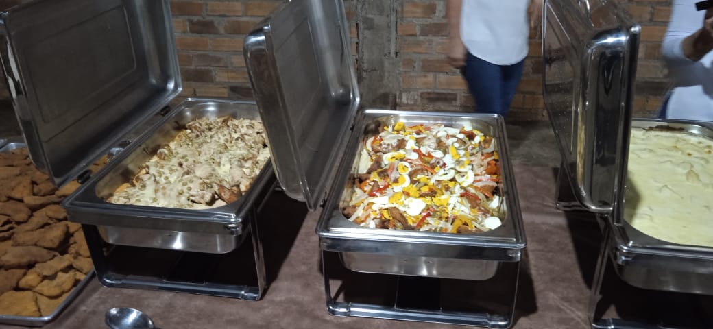 Jantar à base de peixe na Linha Passarini reúne mais de 200 pessoas e é marcado por sucesso absoluto