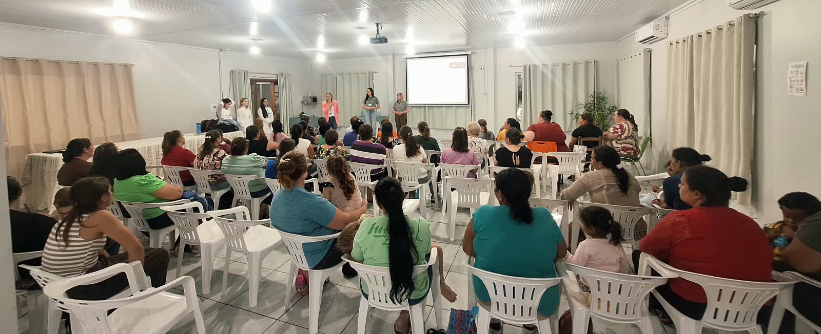 Nutrição da URI conscientiza sobre práticas alimentares saudáveis em Severiano de Almeida