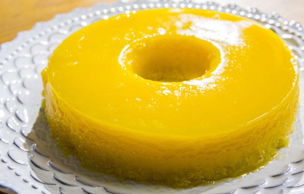 Ir para  <ul>
	<li>10 gemas de ovo;</li>
	<li>50 g de coco ralado;</li>
	<li>1 vidro pequeno de leite de coco;</li>
	<li>200 g de a&ccedil;&uacute;car;</li>
	<li>manteiga e...