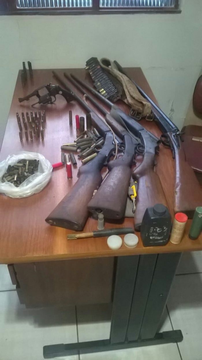 Ir para  <p>Uma opera&ccedil;&atilde;o conjunta entre a Brigada Militar e Pol&iacute;cia Civil foi realizada na manh&atilde; desta sexta-feira (26) em Machadinho, devido a um mandado de pris&atilde;o expedido pela Comarca de...