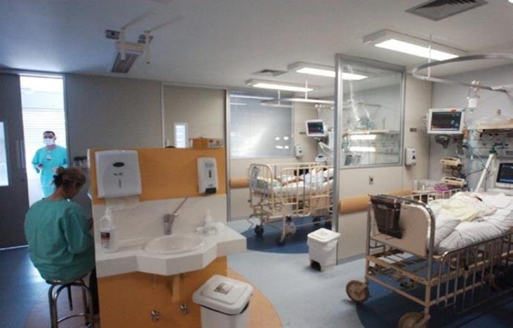 Ir para  <p>Levantamento da Sociedade Brasileira de Pediatria (SBP) mostra que o pa&iacute;s tem um d&eacute;ficit de 3.305 leitos de unidades de Tratamento Intensivo (UTIs) espec&iacute;ficos para o acolhimento de crian&ccedil;as...