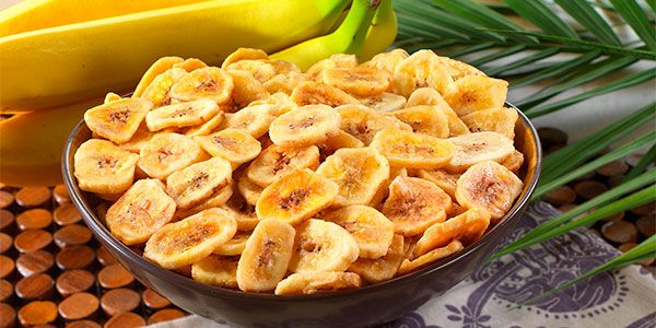 Ir para  <p>2 bananas verdes;</p>

<p>&ndash;&nbsp; &frac14; colher de ch&aacute; de a&ccedil;afr&atilde;o em p&oacute;;</p>

<p>coloque as bananas com casca em uma panela com &aacute;gua....