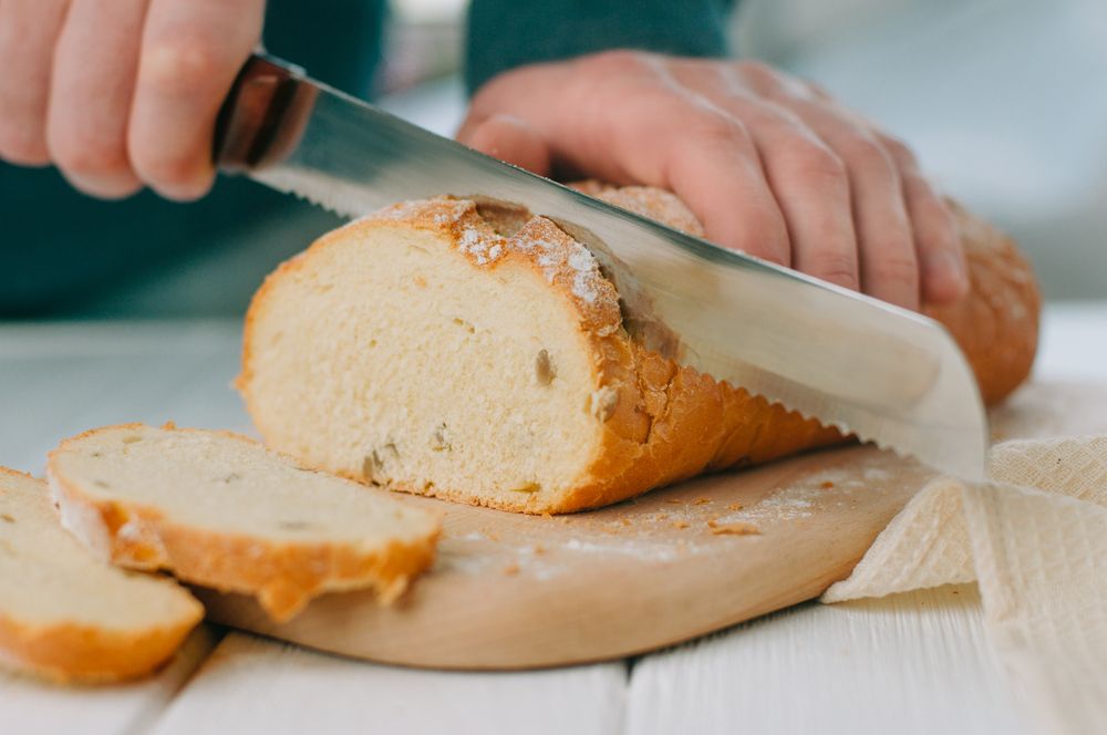 Ir para  <p>Para preparar essa receita de p&atilde;o caseiro de micro-ondas, voc&ecirc; precisar&aacute; dos ingredientes a seguir:</p>

<p>&ndash; 30 gramas de manteiga;</p>

<p>&ndash; 30 gramas de...
