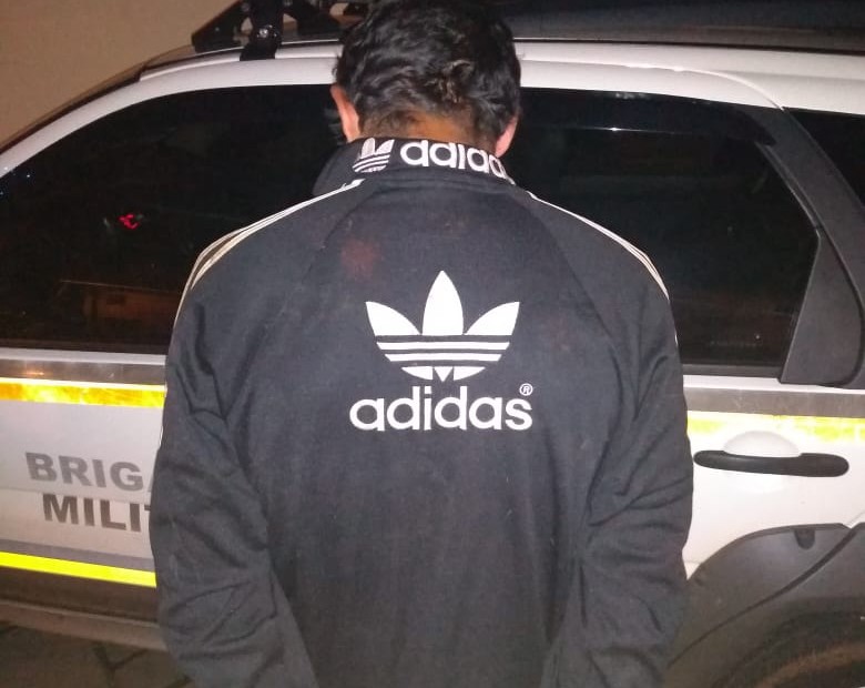 Ir para  <p><big>Uma jovem foi violentada sexualmente na noite desta quinta-feira, 7, em Erechim.&nbsp;O fato aconteceu pr&oacute;ximo das 23 horas, na entrada do bairro Jaboticabal.<br />
A jovem voltava da universidade quando...