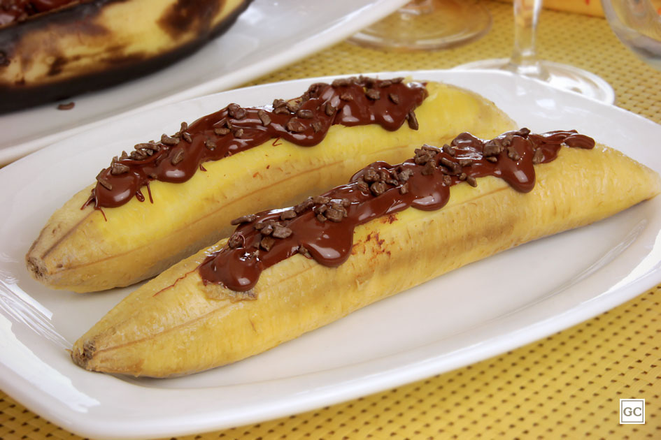 Ir para  <p>Banana Madura;<br />
Chocolate em barra;</p>

<h2><strong><em>Modo de Preparo:</em></strong></h2>

<p>&Eacute; s&oacute; fazer um corte na banana e colocar os...