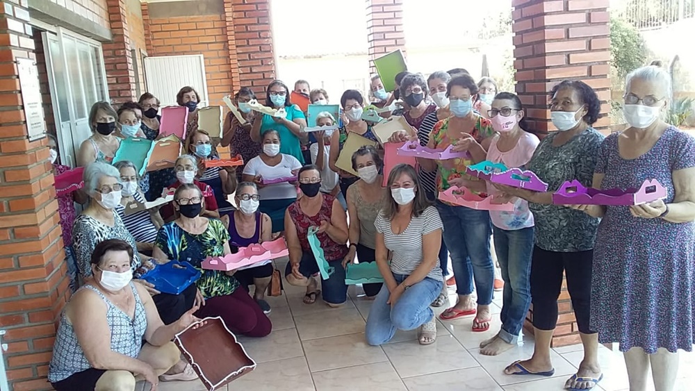 Ir para  <p><big><span dir="auto">Na pr&oacute;xima quarta-feira, 15/12, acontecer&aacute; a confraterniza&ccedil;&atilde;o de encerramento do ano no CTG Fogo de Ch&atilde;o de Viadutos, onde...