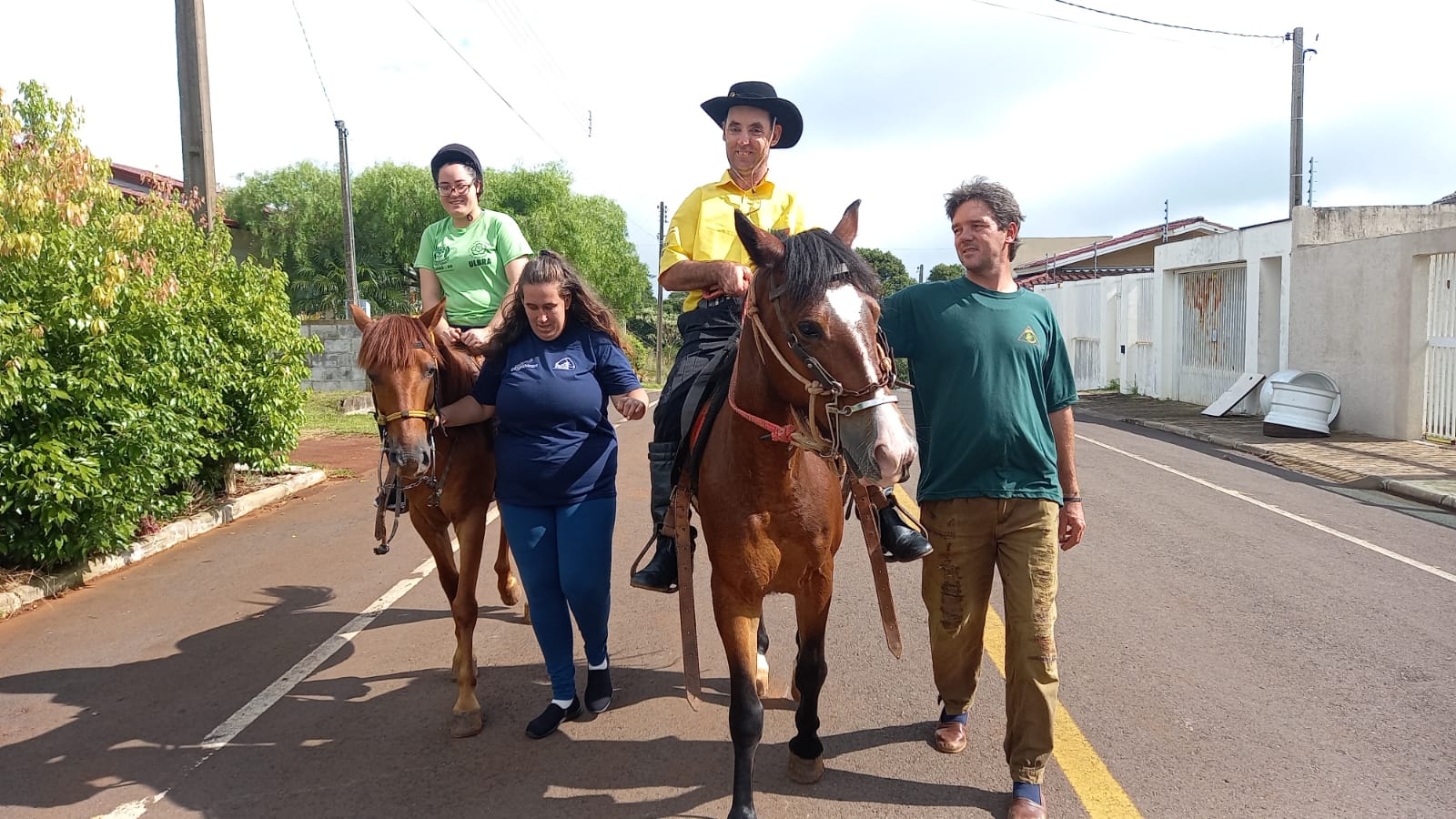 Ir para  <p>No dia 16/01/2023 retornamos as atividades para os usu&aacute;rios, com as oficinas da &aacute;rea de assist&ecirc;ncia social e os atendimentos da &aacute;rea da sa&uacute;de.</p>

<p>Iniciamos a...