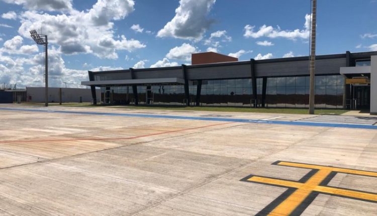 Ir para  <p>As novas instala&ccedil;&otilde;es do Aeroporto Lauro Kurtz, de Passo Fundo, entram em opera&ccedil;&atilde;o na pr&oacute;xima sexta-feira (20/1). A chegada do primeiro voo, da empresa Azul, est&aacute; prevista...