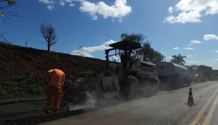 Ir para  <p>A Empresa Ga&uacute;cha de Rodovias (EGR) alerta os motoristas, pedestres e ciclistas para a execu&ccedil;&atilde;o de nove frentes de trabalho em diferentes regi&otilde;es do Rio Grande do Sul a partir desta...