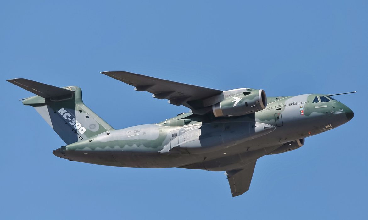 Ir para  <p>O primeiro dos&nbsp;<a href="https://agenciabrasil.ebc.com.br/internacional/noticia/2023-10/aviao-da-fab-sai-hoje-do-brasil-para-repatriacao-de-cidadaos" target="_blank">seis avi&otilde;es que o governo...