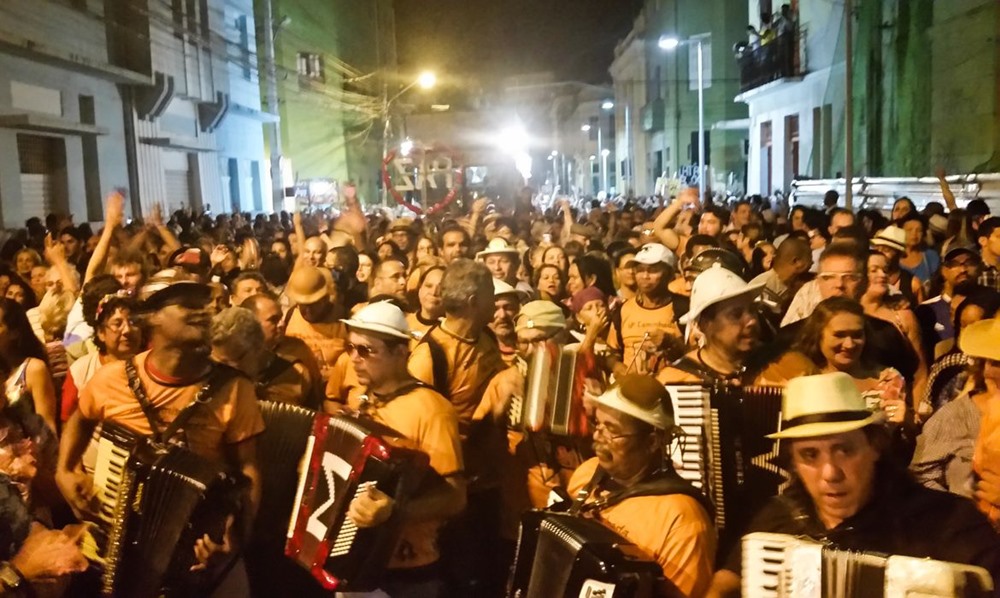 Ir para  <p><big>O g&ecirc;nero musical forr&oacute; foi reconhecido como manifesta&ccedil;&atilde;o da cultura nacional O projeto de lei que j&aacute; havia sido aprovado na C&acirc;mara dos Deputados e no Senado foi...