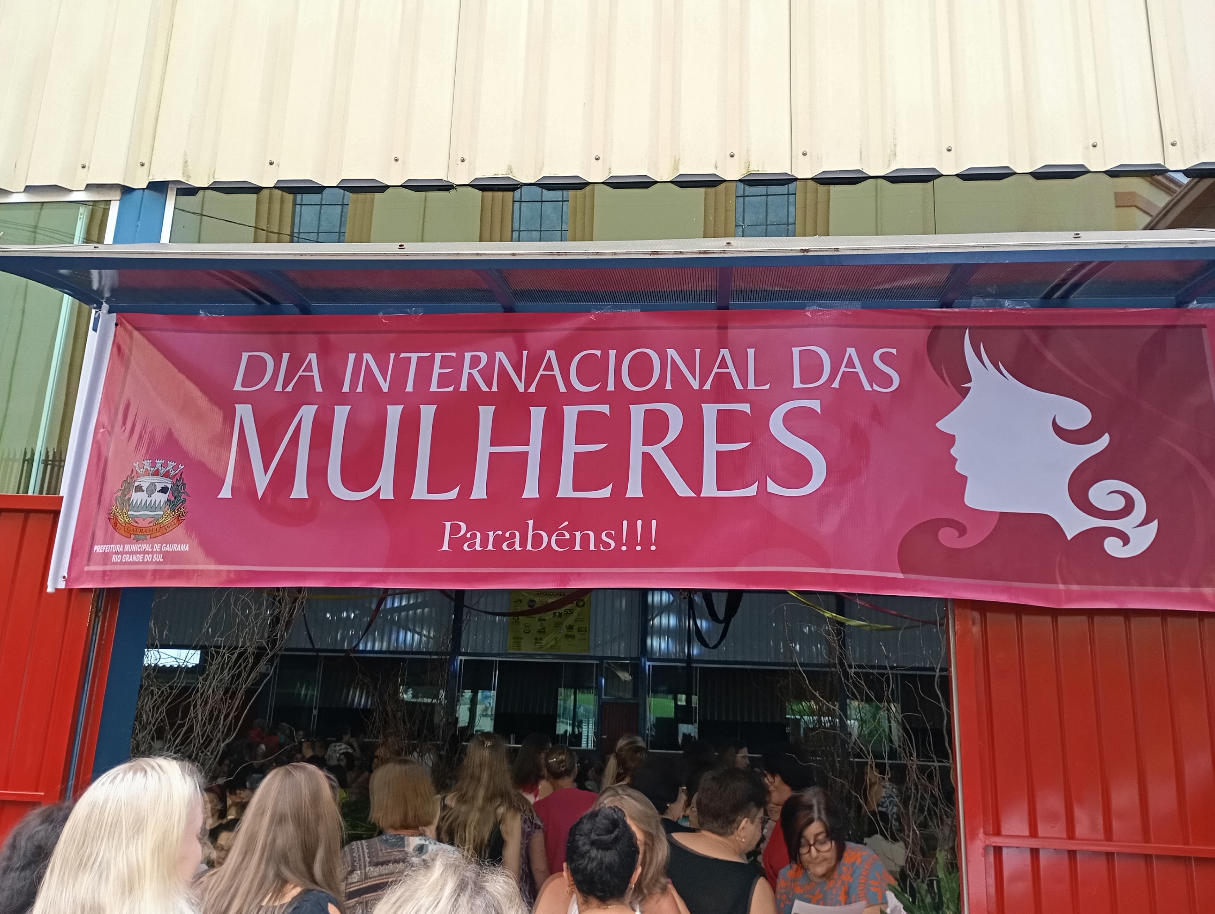 Ir para  <p>O Governo Municipal de Gaurama realizou no &uacute;ltimo s&aacute;bado (13/04) o tradicional evento em comemora&ccedil;&atilde;o ao Dia Internacional da Mulher. Neste ano, a proposta foi diferente: proporcionar momentos...